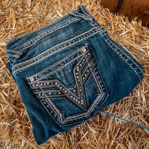 Vigoss Dark Wash Women's Jeans with Embellished Back Pocket